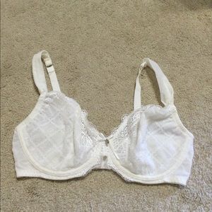 Lunaire 36DD Bra in Lace cream